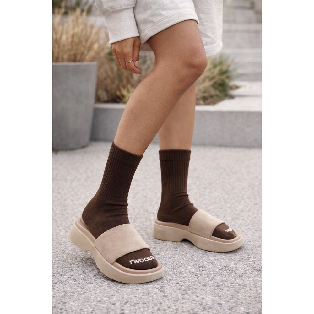 TWOOBS Sockys Crew Socks, in Hot Choccy,  O/S NWT Organic Cotton Ribbed